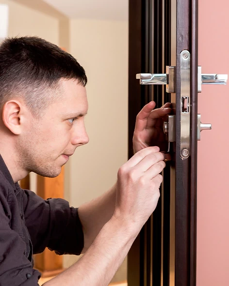 : Professional Locksmith For Commercial And Residential Locksmith Services in Cutler Bay, FL