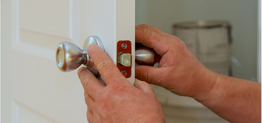 AAA Locksmiths For lock Replacement in Cutler Bay, Florida